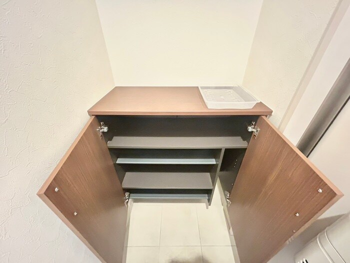 物件内観写真18　(靴箱)