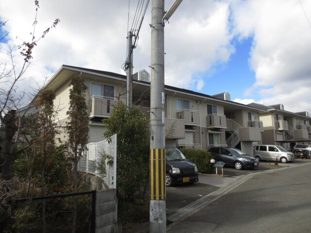 物件外観写真3　(駐車場)