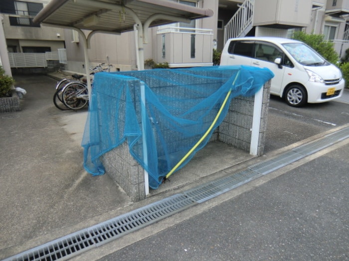 物件外観写真6　(建物設備)