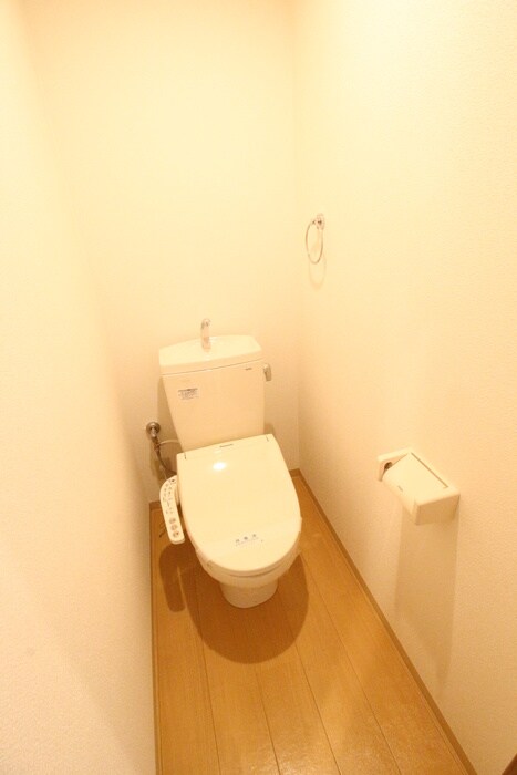 物件内観写真9　(トイレ)