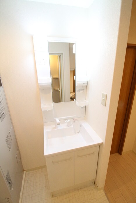 物件内観写真11　(洗面)