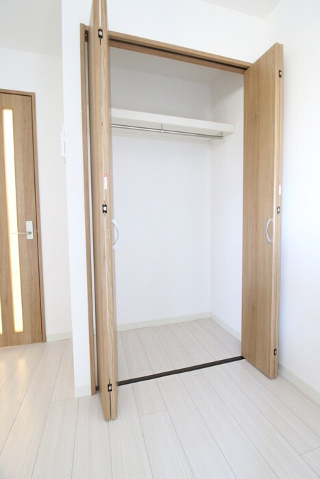 物件内観写真15　(収納)