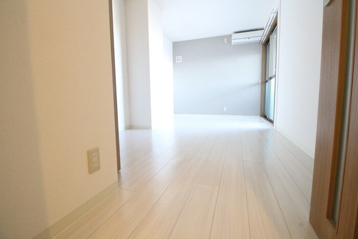 物件内観写真19　(居室)