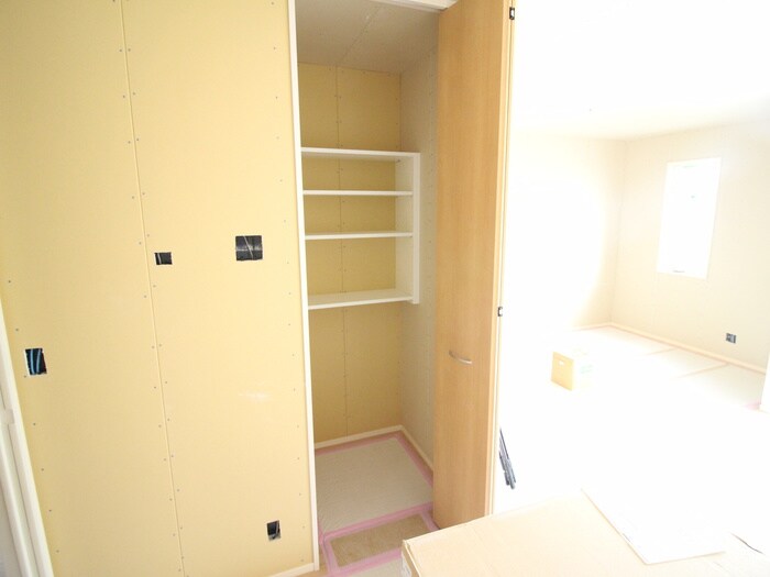 物件内観写真19　(収納)