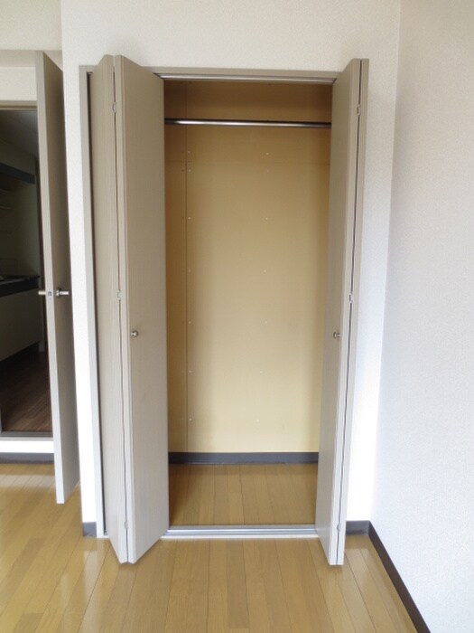 物件内観写真10　(収納)