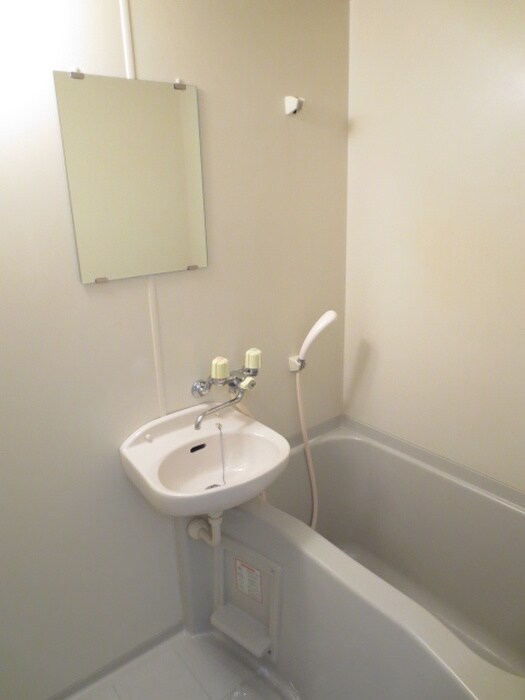 物件内観写真12　(バス／シャワールーム等)