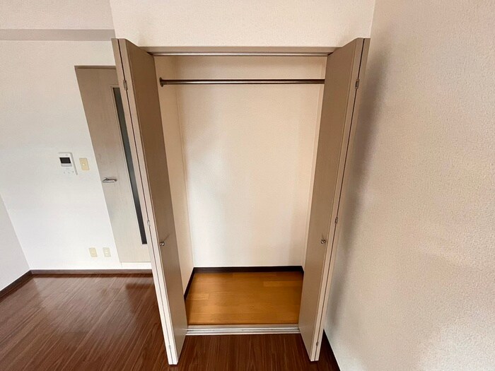 物件内観写真13　(収納)