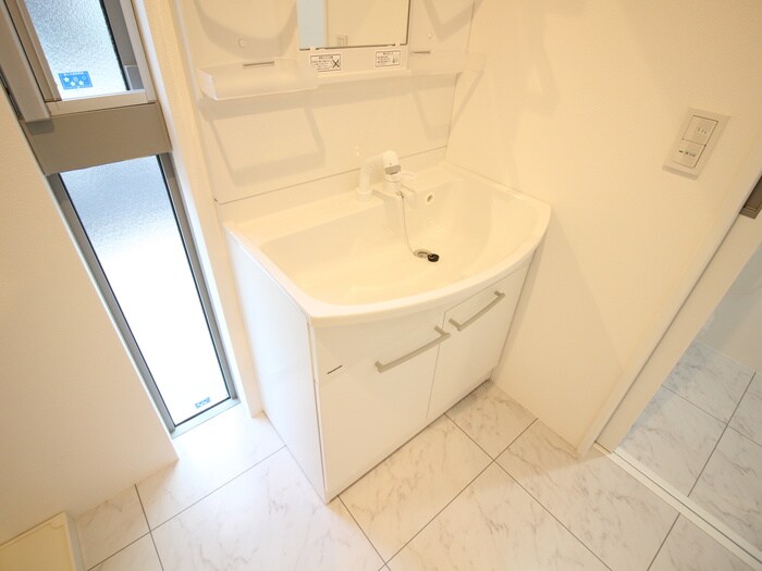 物件内観写真10　(洗面)