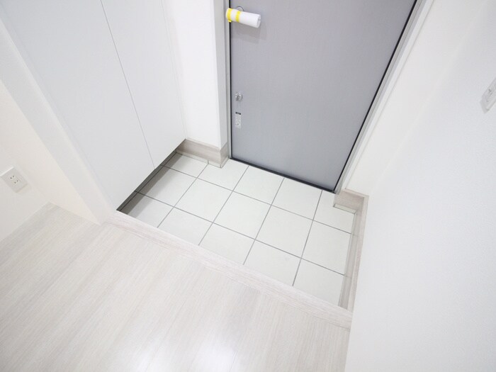 物件内観写真14　(玄関)