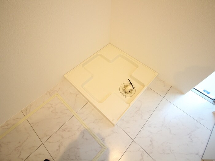 物件内観写真22　(洗濯機置場)