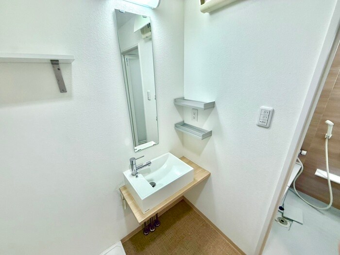 物件内観写真10　(洗面)