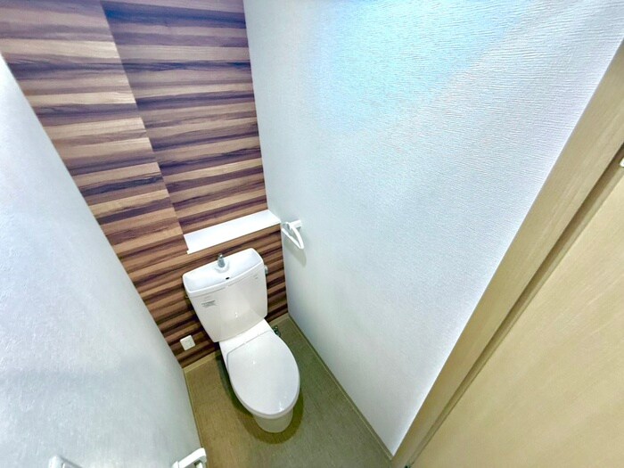 物件内観写真11　(トイレ)