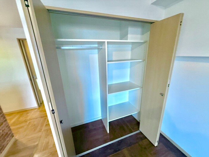 物件内観写真16　(収納)