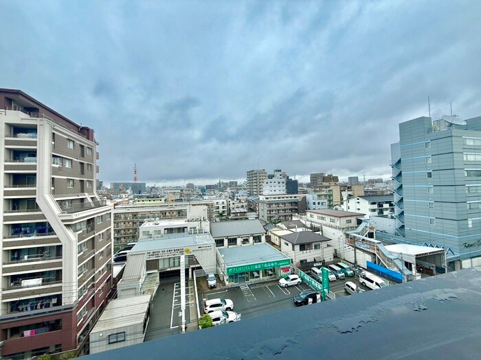 物件内観写真18　(室内からの展望)