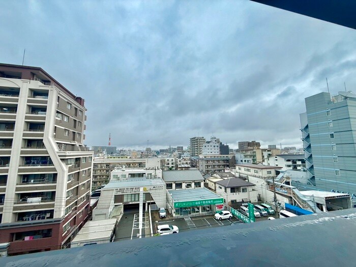 物件内観写真18　(室内からの展望)