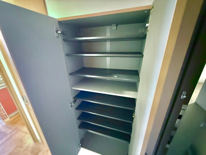 物件内観写真19　(靴箱)