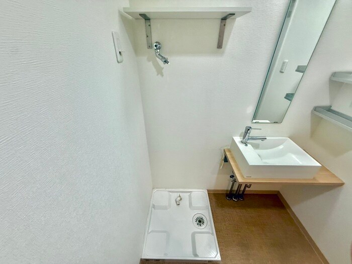 物件内観写真22　(洗濯機置場)