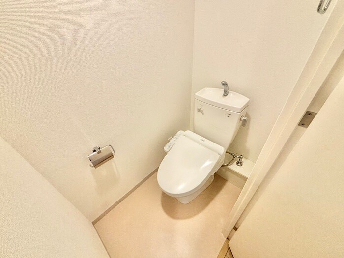 物件内観写真9　(トイレ)