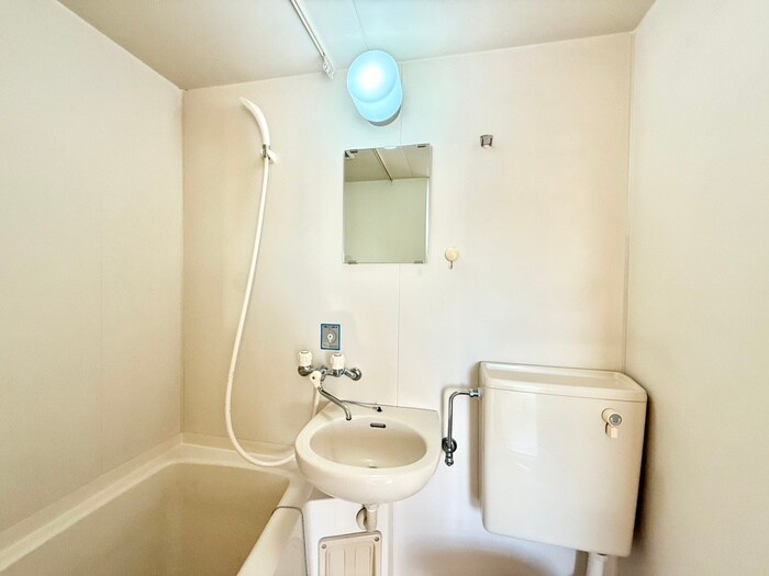 物件内観写真9　(洗面)