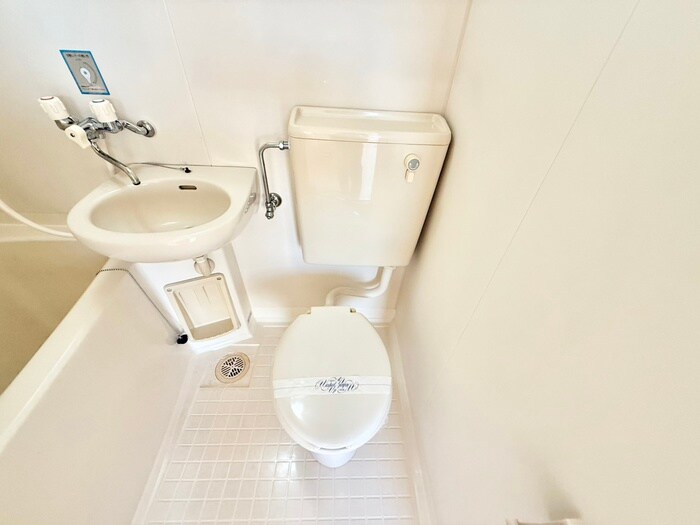 物件内観写真11　(トイレ)