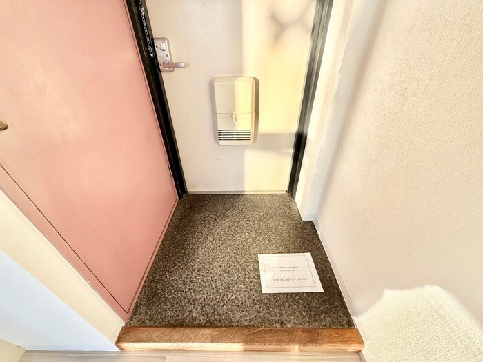 物件内観写真22　(玄関)