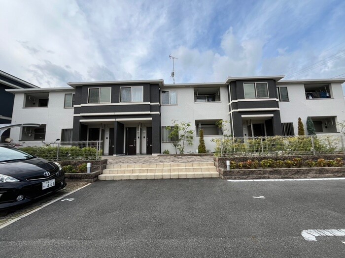 物件外観写真6　(外観写真)