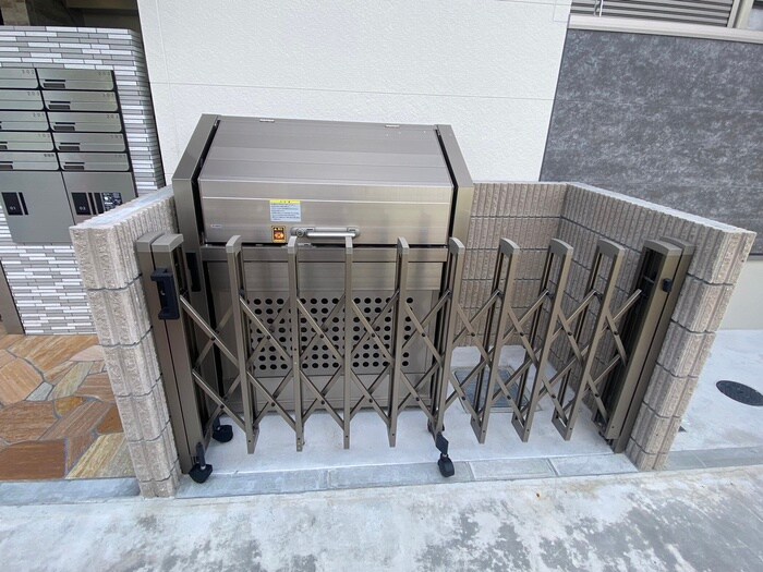 物件外観写真4　(建物設備)