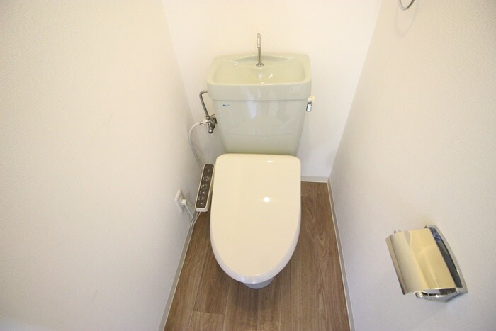 物件内観写真9　(トイレ)