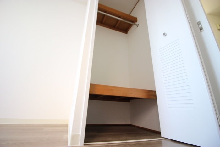 物件内観写真11　(収納)