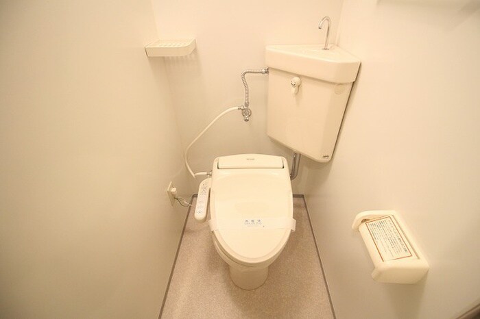 物件内観写真12　(トイレ)