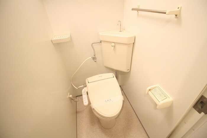 物件内観写真13　(トイレ)