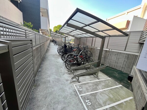 駐輪場