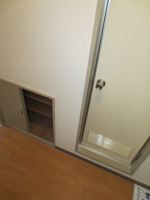 物件内観写真12　(収納)