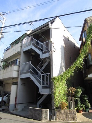 ﾏﾝｼｮﾝﾄｼｪｲﾚｲ外観写真