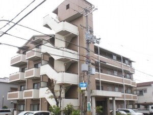 ルミエール東雲外観写真