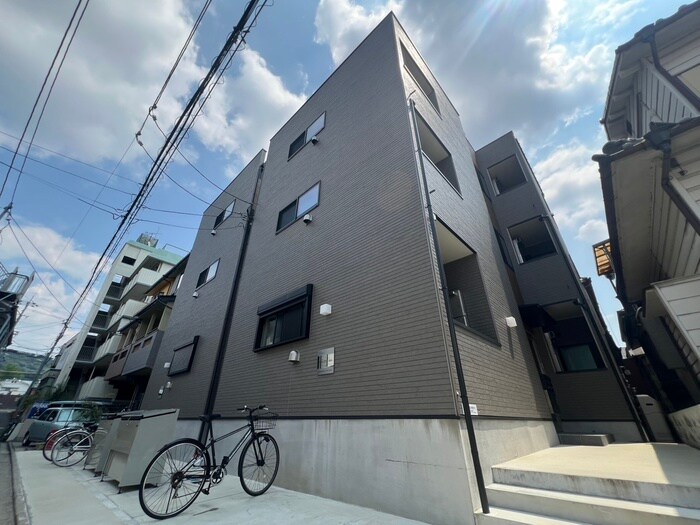 物件外観写真1　(外観写真)