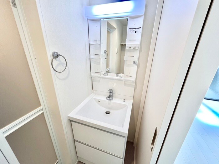 物件内観写真12　(洗面)