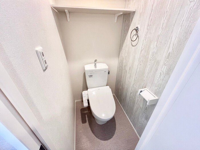 物件内観写真14　(トイレ)