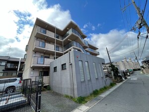 グランシャリオ外観写真