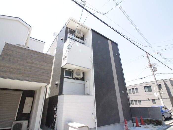 物件外観写真1　(外観写真)