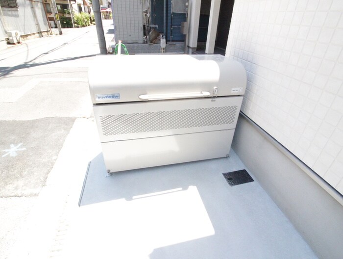 物件外観写真4　(建物設備)