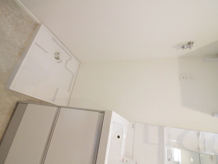 物件内観写真12　(洗濯機置場)