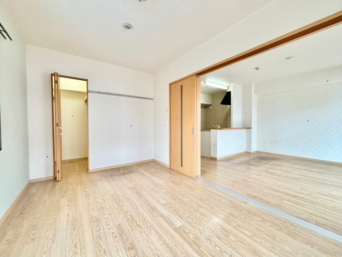 物件内観写真7　(居室)