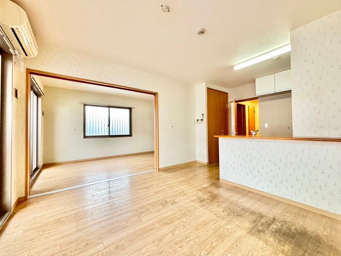 物件内観写真8　(居室)