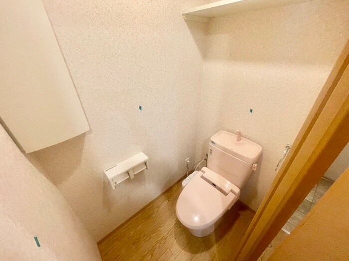 物件内観写真11　(トイレ)