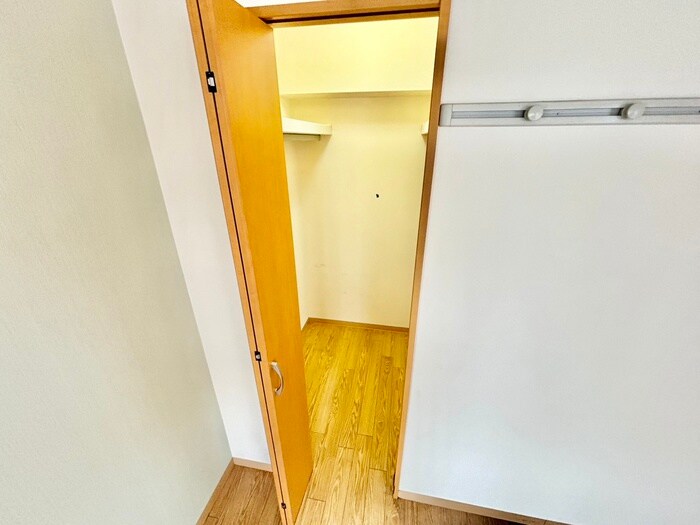 物件内観写真14　(収納)