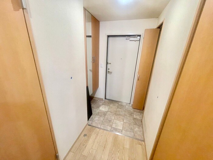 物件内観写真15　(廊下)