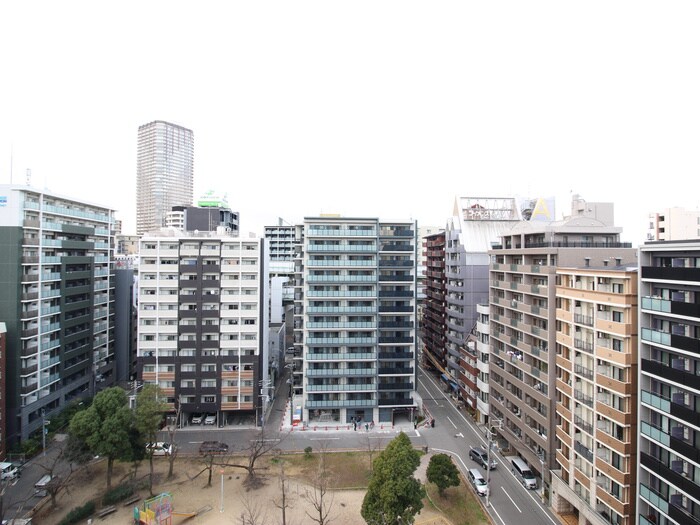 物件内観写真22　(室内からの展望)