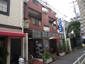 オ－クウッドハウス外観写真