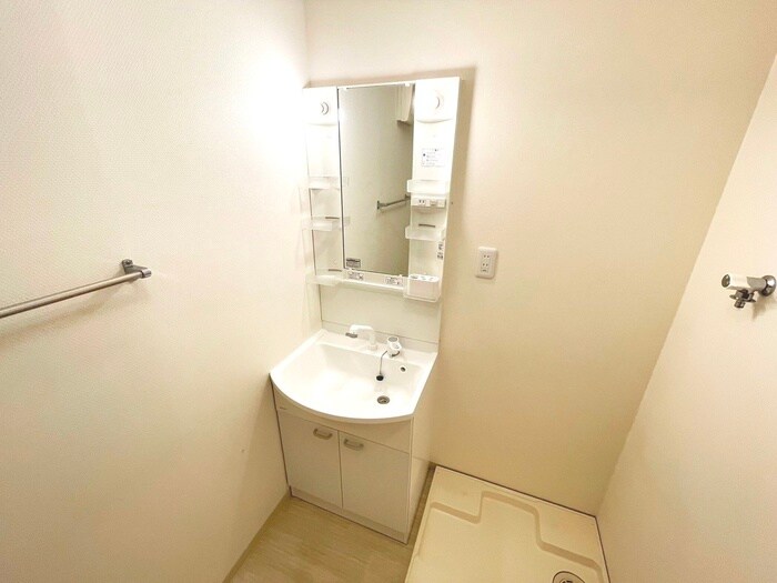 物件内観写真12　(洗面)